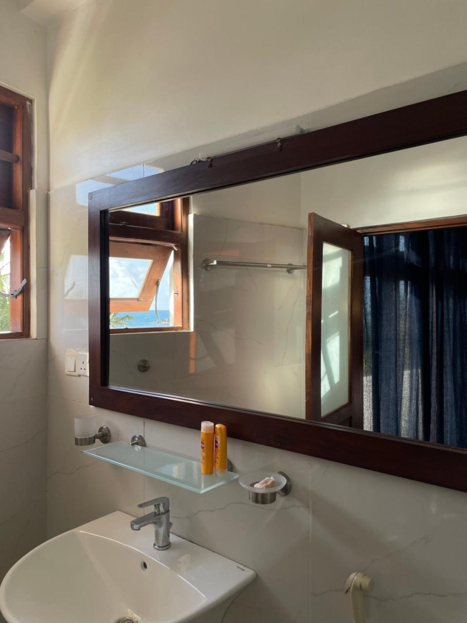 Ruma Surf Hotel Ahangama Szoba fotó
