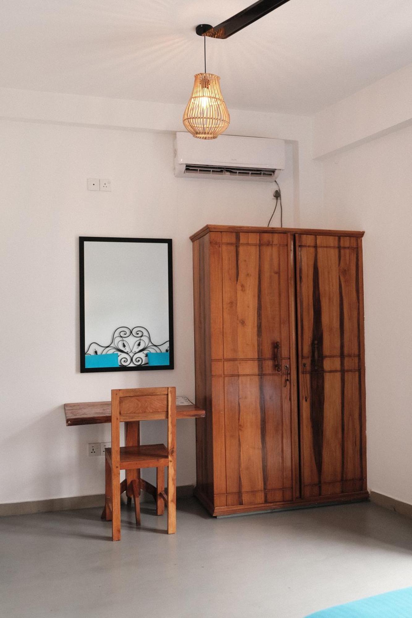Ruma Surf Hotel Ahangama Kültér fotó
