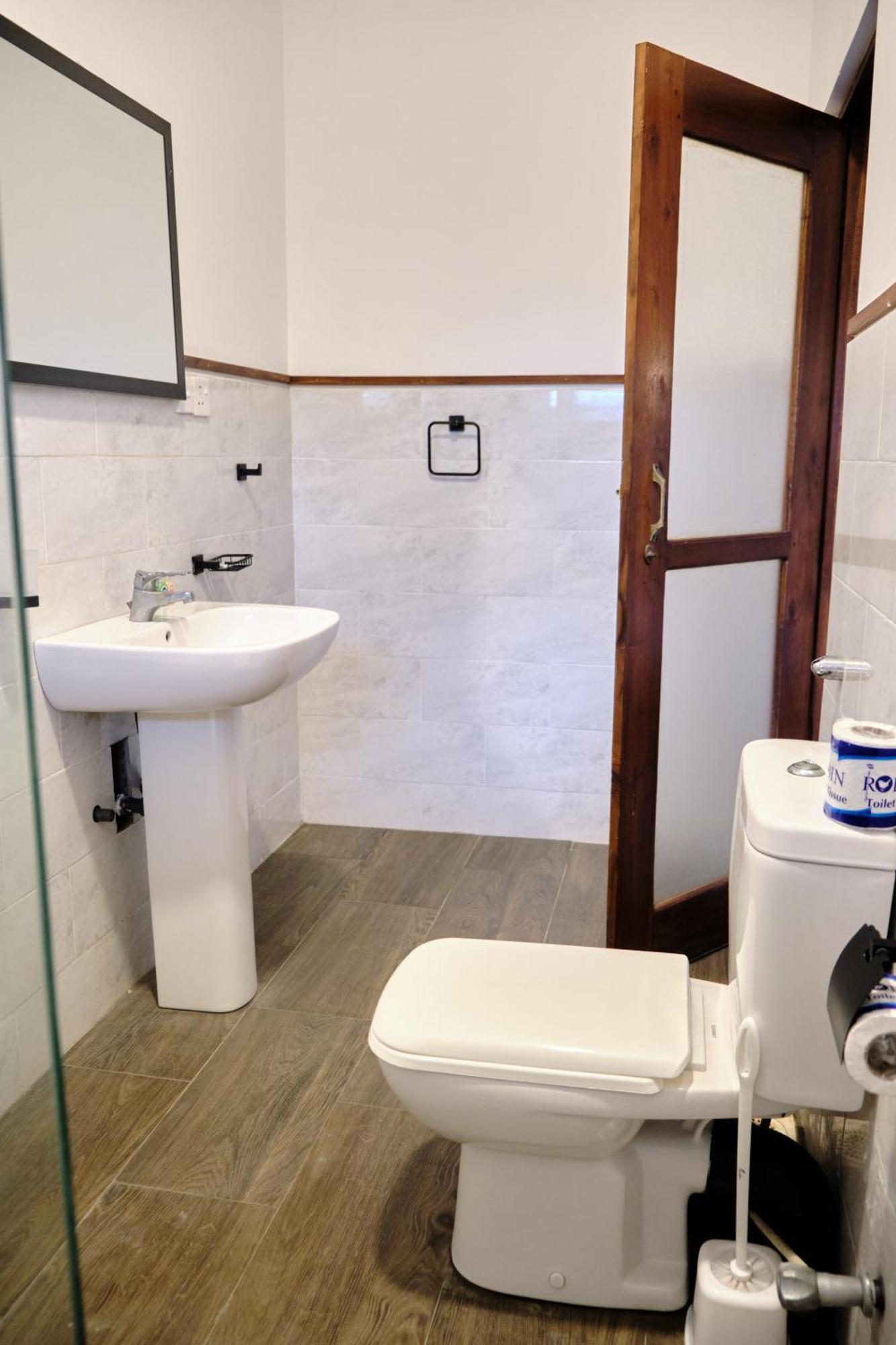 Ruma Surf Hotel Ahangama Kültér fotó
